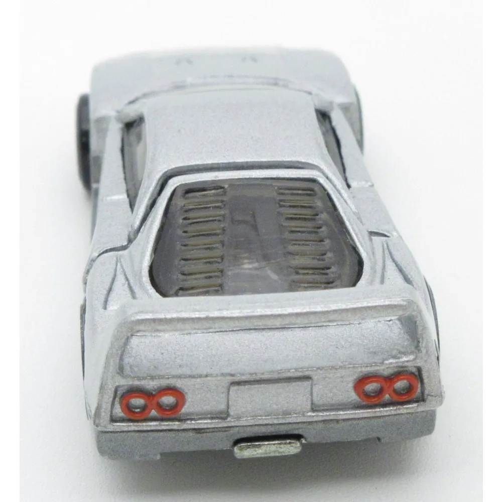Ferrari F40 — M9841 — Metallic Silver — imagem 4