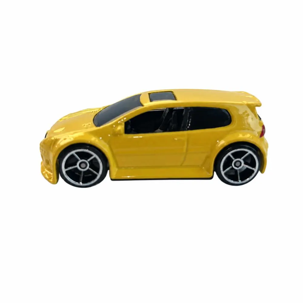Volkswagen Golf GTI — N4077 — Yellow — imagem 3