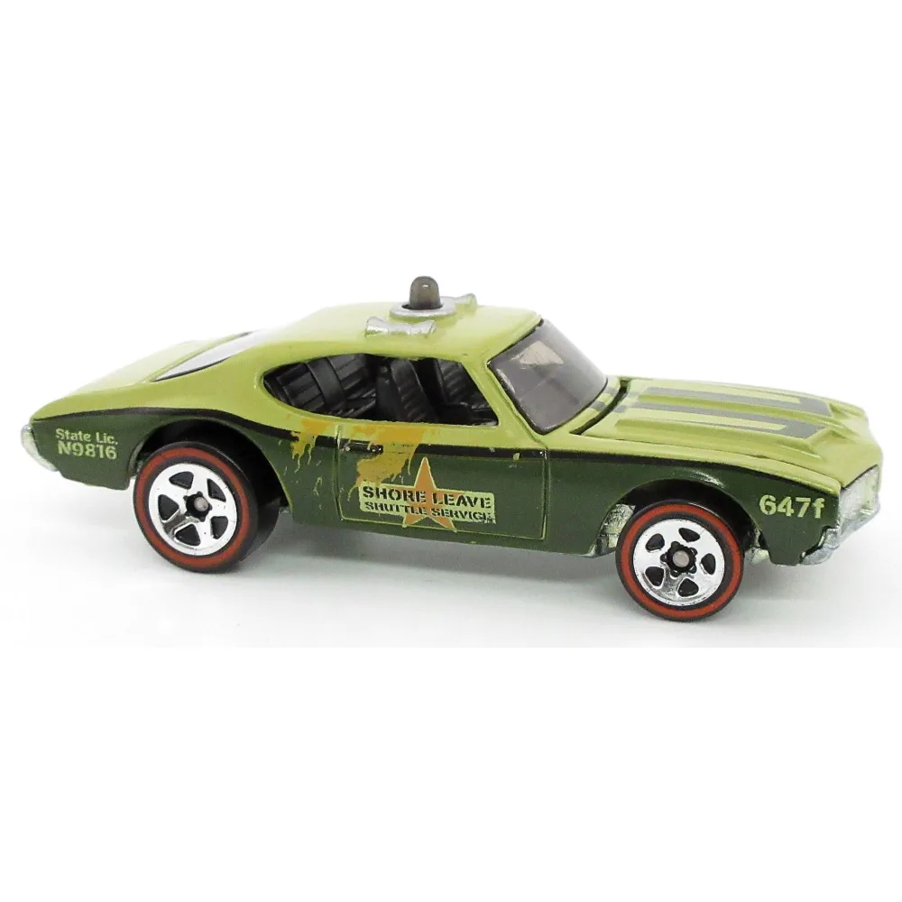 OLDS 442 — N9816 — Light & Dark Olive