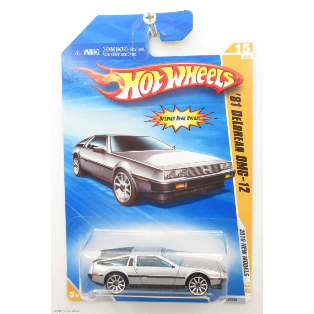 '81 DeLorean DMC-12 — R0931 — Metalflake Silver