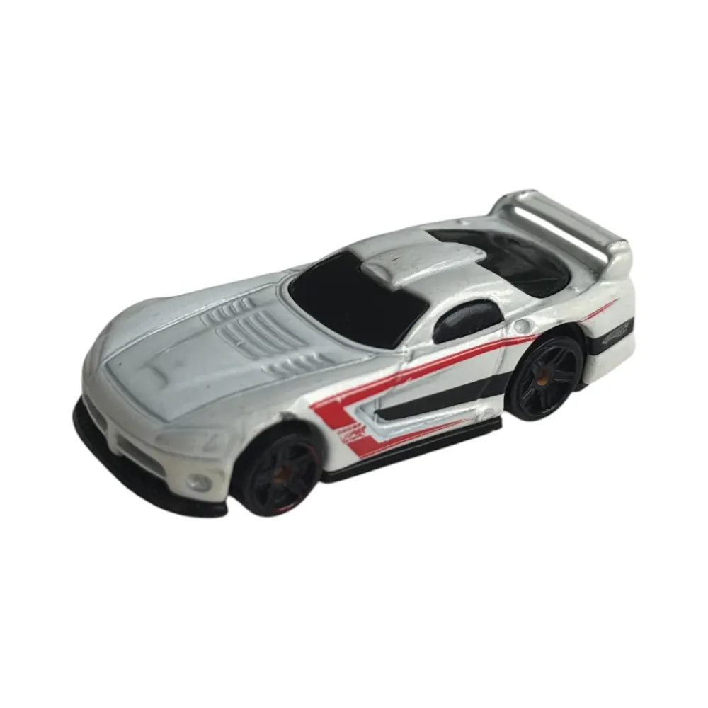 Dodge Viper GTS-R — R7480 — Pearl White