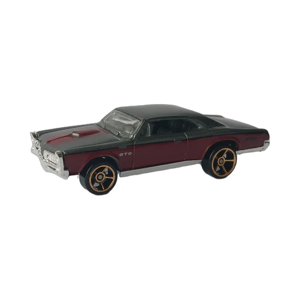 '67 Pontiac GTO — R7559 — Metalflake Dark Gray/Red